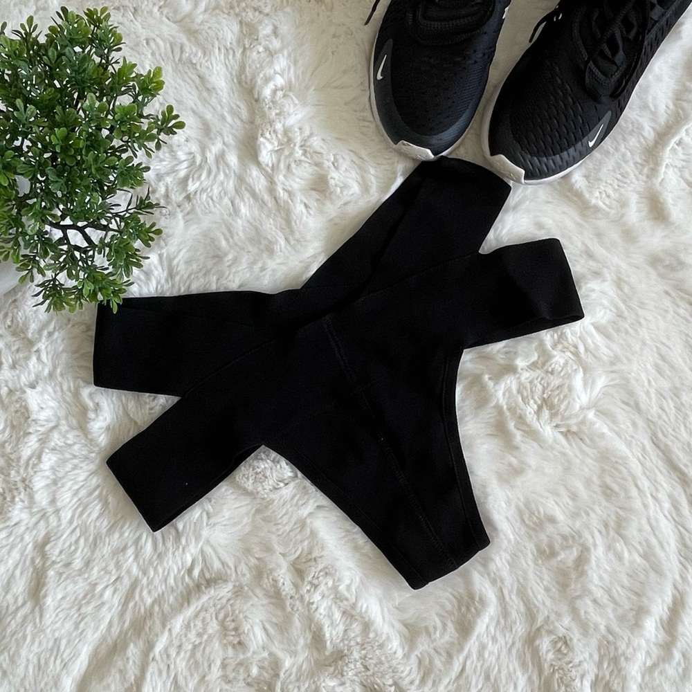 SKIMS Sleek Black Bikini Bottoms